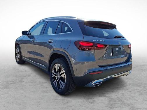 2025 Mercedes-Benz GLA 250 Base 4MATIC
