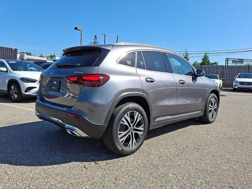 2025 Mercedes-Benz GLA 250 Base 4MATIC