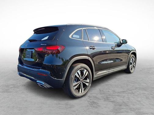 2026 Mercedes-Benz GLA 250 Base 4MATIC