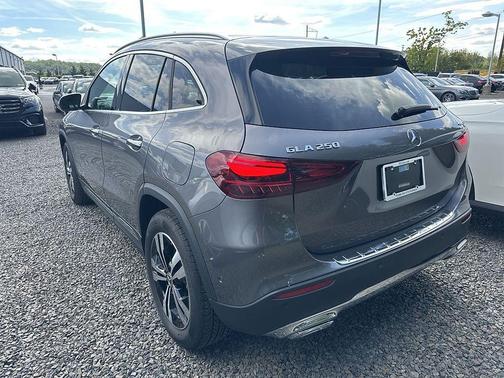 2025 Mercedes-Benz GLA 250 Base 4MATIC