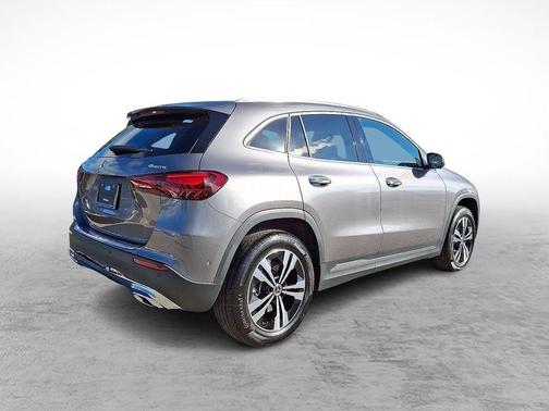 2025 Mercedes-Benz GLA 250 Base 4MATIC