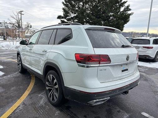2022 Volkswagen Atlas 3.6L SE w/Technology