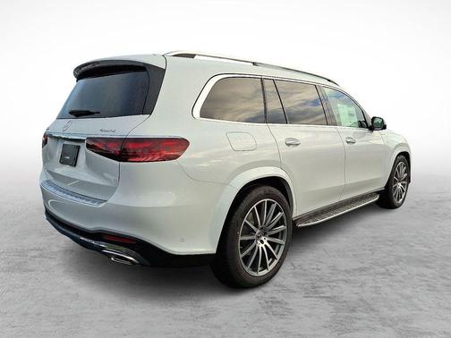 2026 Mercedes-Benz GLS 580 580