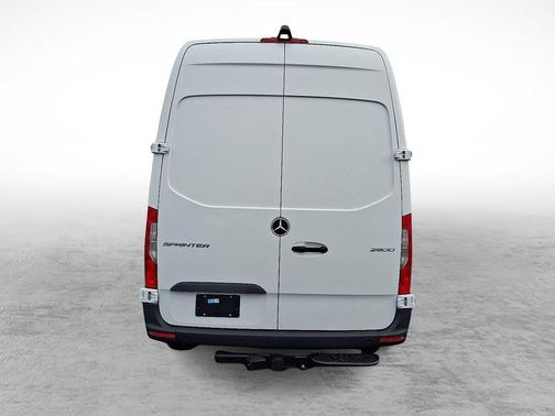 2026 Mercedes-Benz Sprinter 2500 Standard Roof