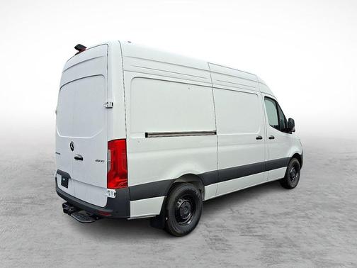 2026 Mercedes-Benz Sprinter 2500 Standard Roof