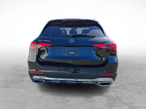 2025 Mercedes-Benz GLC 350e Base 4MATIC