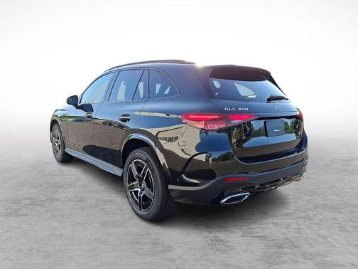 2025 Mercedes-Benz GLC 300 Base 4MATIC