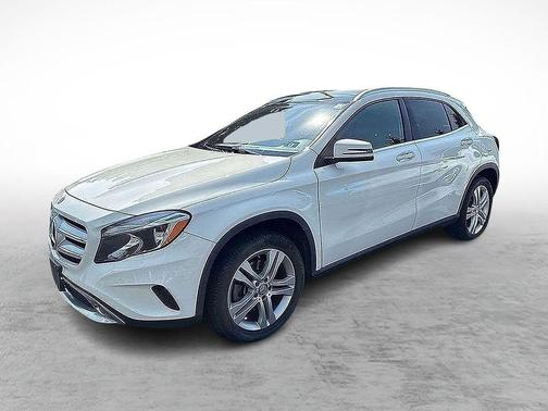 2017 Mercedes-Benz GLA 250 Base 4MATIC