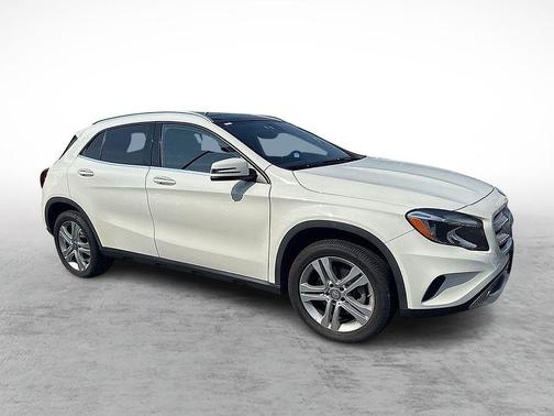 2017 Mercedes-Benz GLA 250 Base 4MATIC