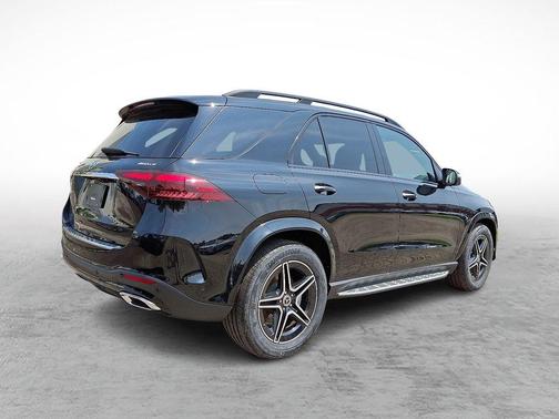 2025 Mercedes-Benz GLE 450e 4MATIC