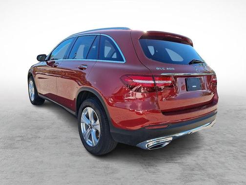 2018 Mercedes-Benz GLC 300 Base 4MATIC