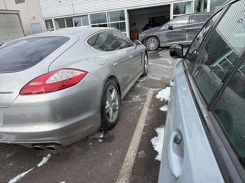 2012 Porsche Panamera 4S