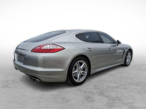 2012 Porsche Panamera 4S
