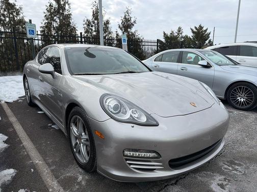 2012 Porsche Panamera 4S