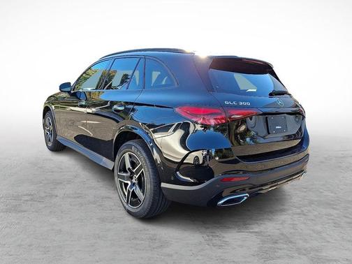 2026 Mercedes-Benz GLC 300 Base 4MATIC