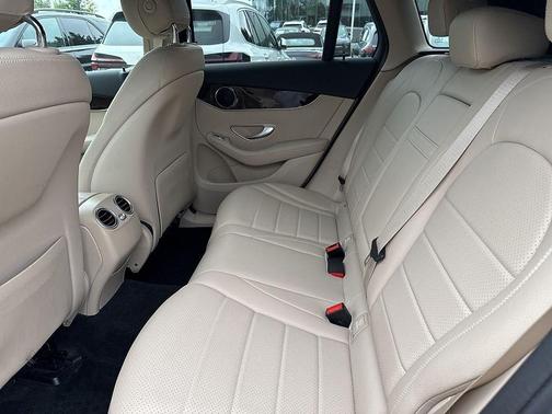 2021 Mercedes-Benz GLC 300 Base 4MATIC