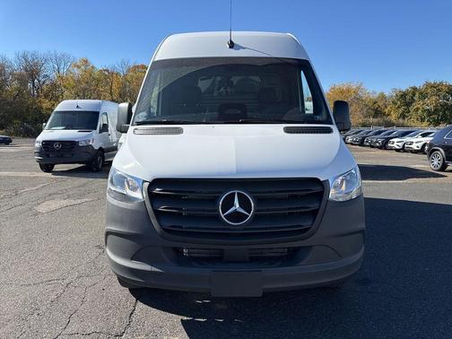 2025 Mercedes-Benz Sprinter 2500 Standard Roof