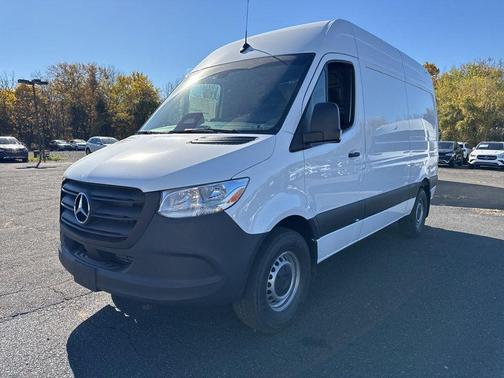 2025 Mercedes-Benz Sprinter 2500 Standard Roof