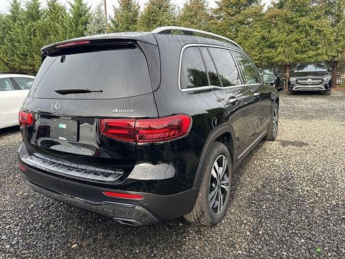 2025 Mercedes-Benz GLB 250 Base 4MATIC