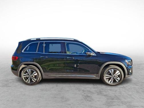 2025 Mercedes-Benz GLB 250 Base 4MATIC