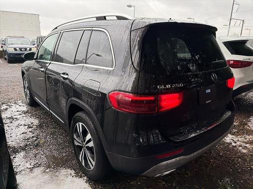 2025 Mercedes-Benz GLB 250 Base 4MATIC
