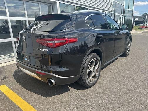 2018 Alfa Romeo Stelvio Ti