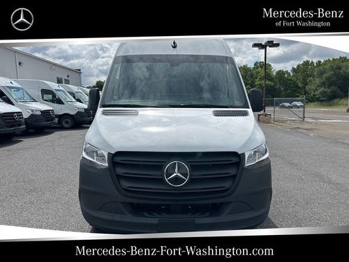 2024 Mercedes-Benz eSprinter 2500 170 WB High Roof Cargo