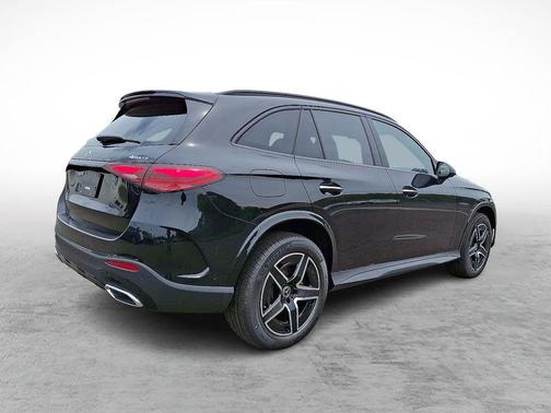 2025 Mercedes-Benz GLC 300 Base 4MATIC