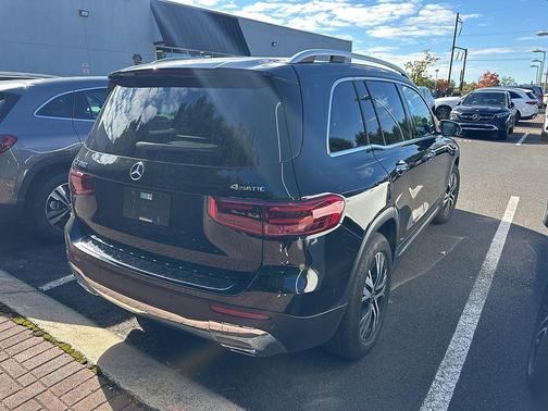 2025 Mercedes-Benz GLB 250 Base 4MATIC