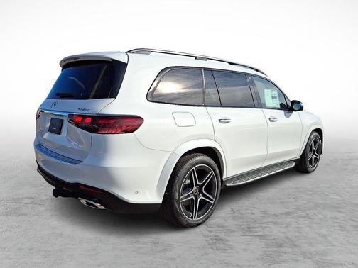 2026 Mercedes-Benz GLS 450 4MATIC