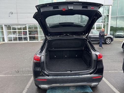 2021 Mercedes-Benz GLA 250 Base 4MATIC