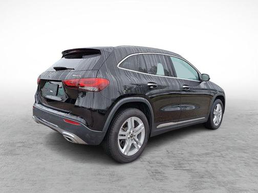 2021 Mercedes-Benz GLA 250 Base 4MATIC