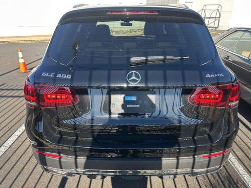 2021 Mercedes-Benz GLC 300 Base 4MATIC