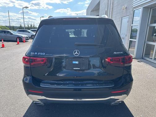 2020 Mercedes-Benz GLB 250 Base 4MATIC