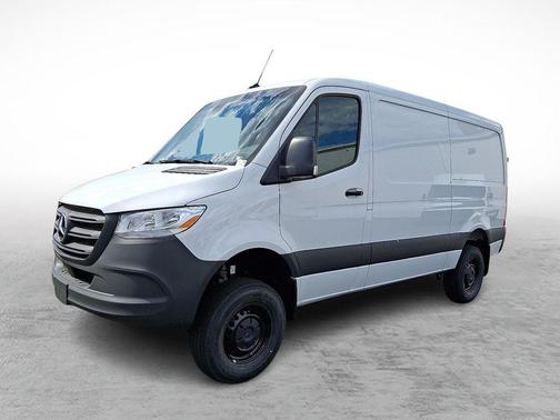 2025 Mercedes-Benz Sprinter 2500 Standard Roof