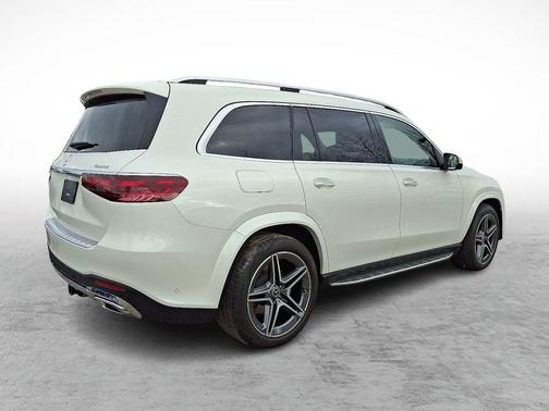 2024 Mercedes-Benz GLS 450 4MATIC