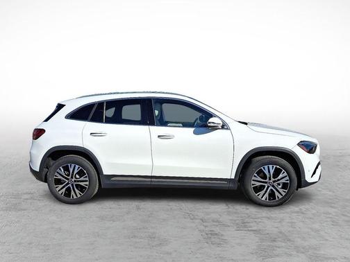 2025 Mercedes-Benz GLA 250 Base 4MATIC
