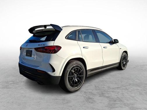 Polar White 2026 Mercedes-Benz AMG GLA 35 Base