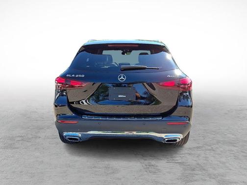 2025 Mercedes-Benz GLA 250 Base 4MATIC