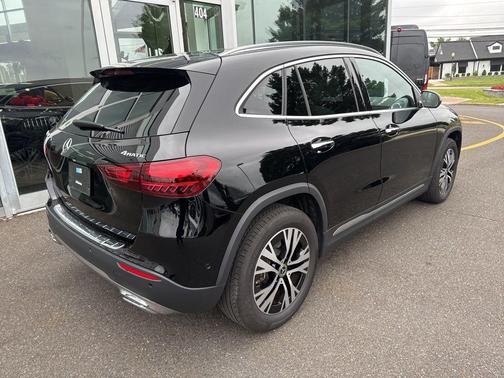 2025 Mercedes-Benz GLA 250 Base 4MATIC