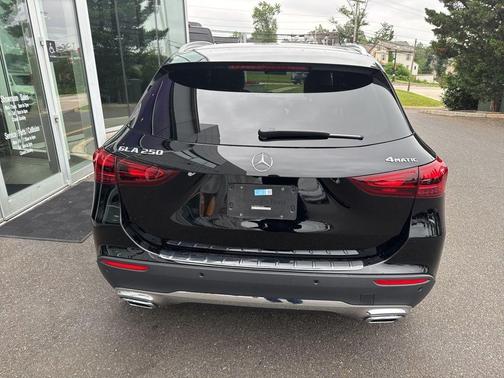 2025 Mercedes-Benz GLA 250 Base 4MATIC