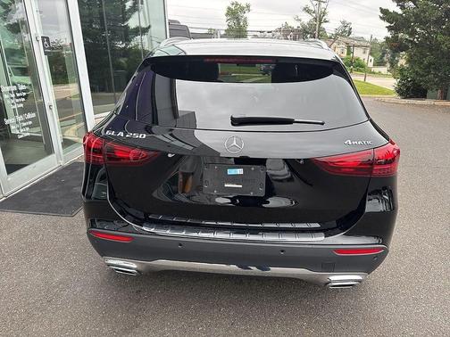 2025 Mercedes-Benz GLA 250 Base 4MATIC
