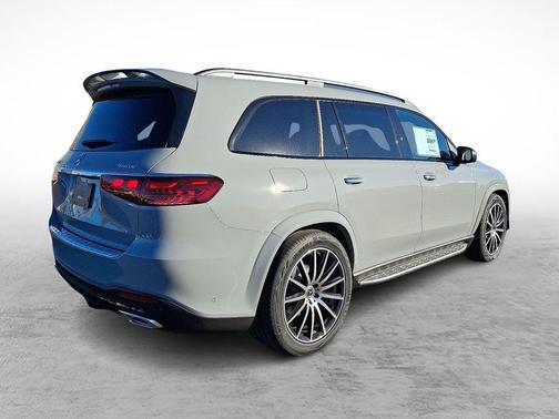 2026 Mercedes-Benz GLS 580 Base 4MATIC