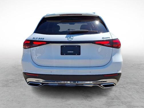 2025 Mercedes-Benz GLC 300 Base 4MATIC