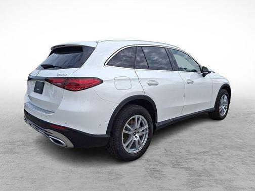 Polar White 2023 Mercedes-Benz GLC 300 Base 4MATIC
