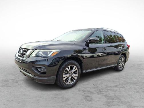 2018 Nissan Pathfinder SL