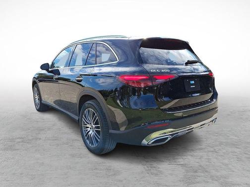 2025 Mercedes-Benz GLC 300 Base 4MATIC