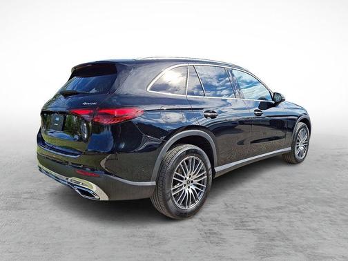 2025 Mercedes-Benz GLC 300 Base 4MATIC