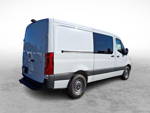 2025 Mercedes-Benz Sprinter 2500 Standard Roof