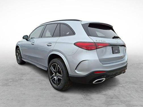 Cirrus Silver Metallic 2026 Mercedes-Benz GLC 300 Base 4MATIC